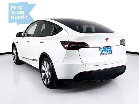 Used 2023 Tesla Model Y Long Range image 5