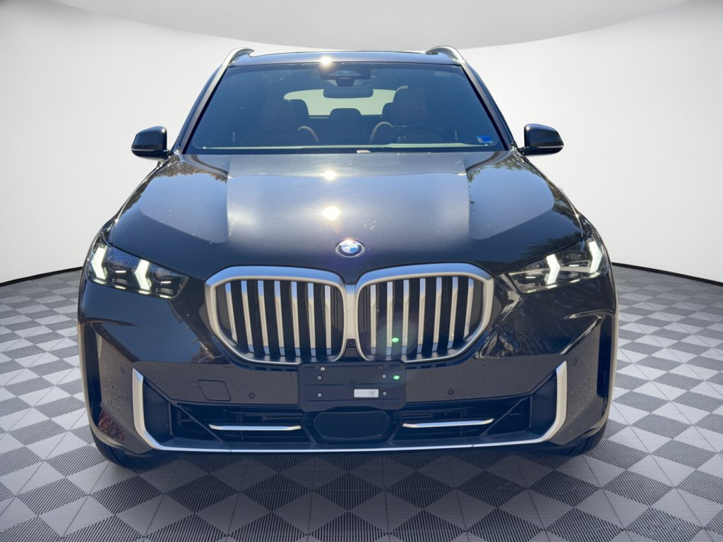 Used 2024 BMW X5 xDrive40i w/ Parking Assistance Package AWD/4WD image 6