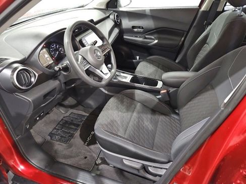 Used 2021 Nissan Kicks SV w/ Interior Electronics Package image 10