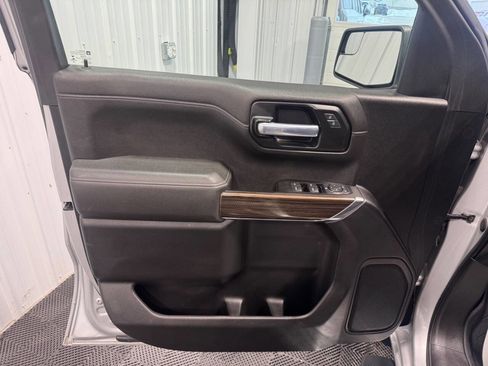 Used 2021 Chevrolet Silverado 1500 LT image 10