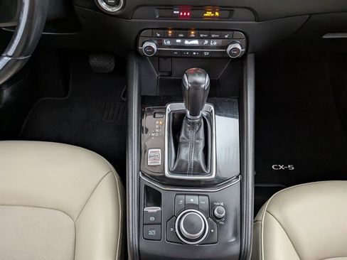 Used 2020 MAZDA CX-5 Touring AWD/4WD image 30