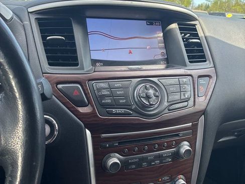 Used 2018 Nissan Pathfinder Platinum w/ Cargo Package AWD/4WD image 20