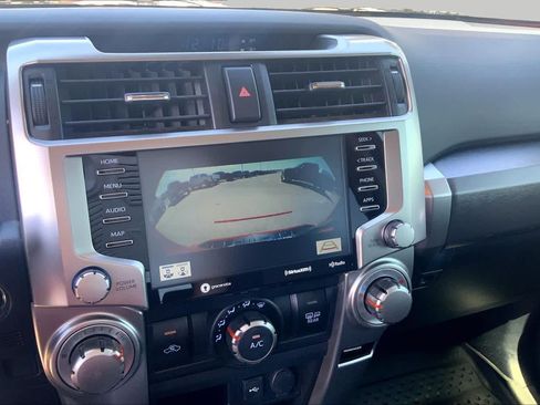 Used 2022 Toyota 4Runner SR5 Premium w/ Moonroof Package AWD/4WD image 26