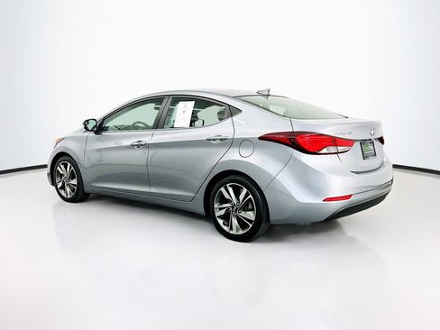 Used 2016 Hyundai Elantra Limited image 5
