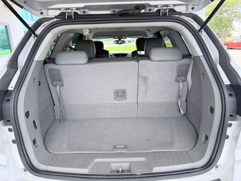 Used 2014 Chevrolet Traverse LT w/ All-Star Edition FWD image 10