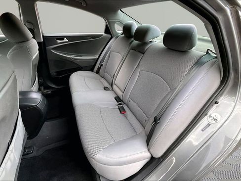 Used 2012 Hyundai Sonata GLS FWD image 14