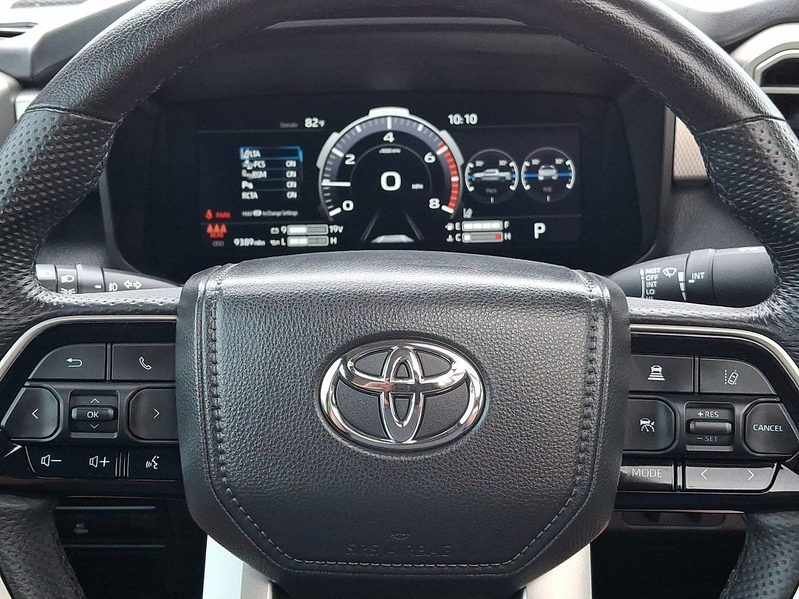 Used 2024 Toyota Tundra Limited AWD/4WD image 19