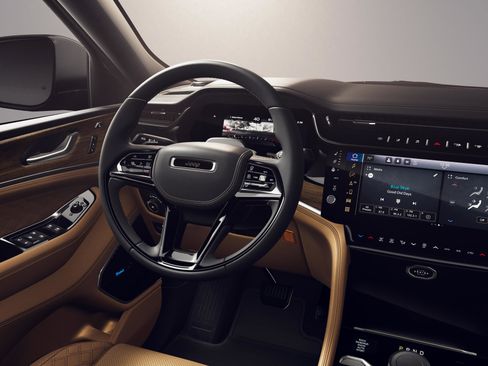 New 2026 Jeep Grand Cherokee L Summit image 21