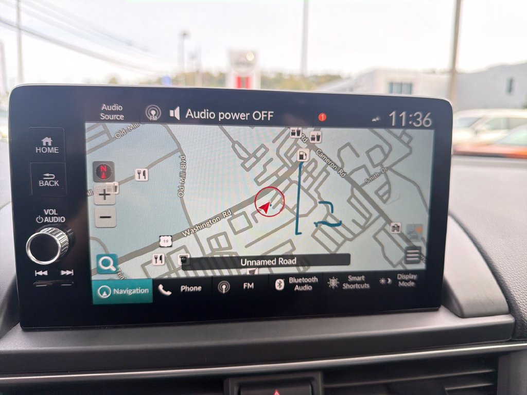 Used 2023 Honda Pilot Touring image 14