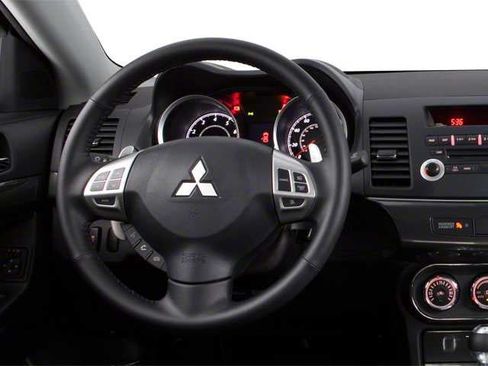 Used 2010 Mitsubishi Lancer DE FWD image 4