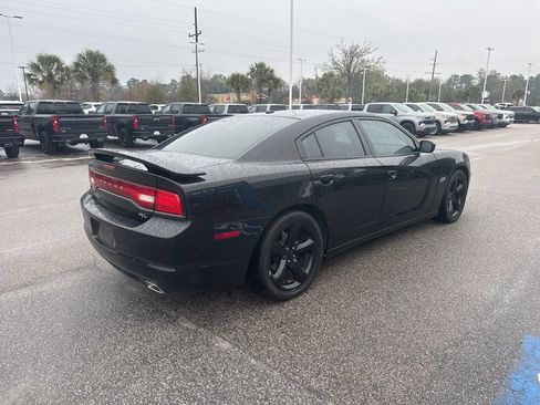 Used 2014 Dodge Charger R/T w/ Blacktop Package image 8