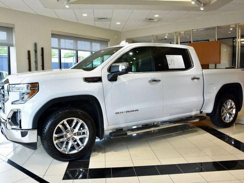 Used 2021 GMC Sierra 1500 SLT image 3