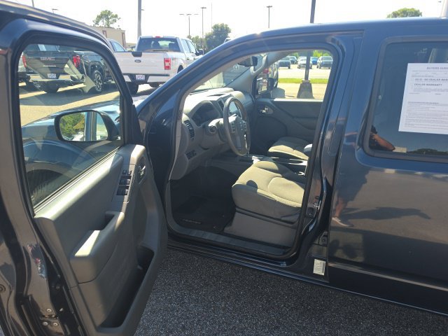 Used 2019 Nissan Frontier SV w/ Value Truck Package RWD image 17
