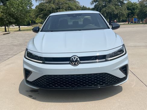 Certified 2026 Volkswagen Jetta Sport FWD image 3