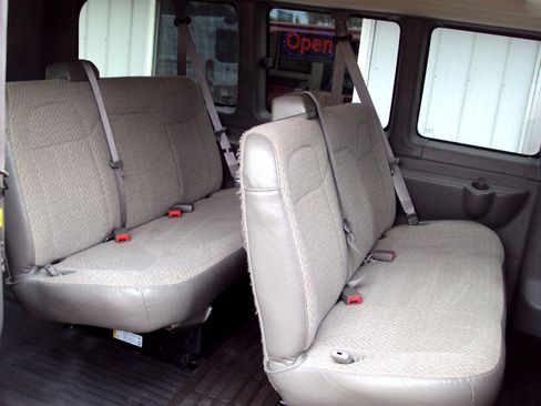 Used 2013 Chevrolet Express 1500 LT w/ LT Preferred Equipment Group image 12