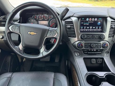 Used 2019 Chevrolet Tahoe LT AWD/4WD image 16
