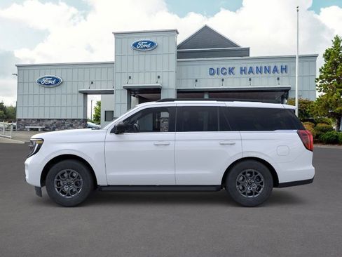 New 2025 Ford Expedition Active image 4