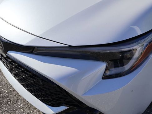 Used 2026 Toyota Corolla SE FWD image 3