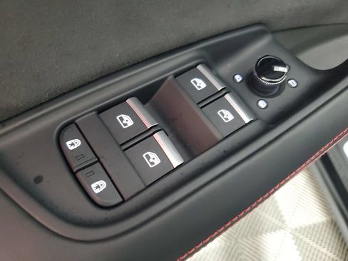 Used 2024 Audi RS Q8 AWD/4WD image 18