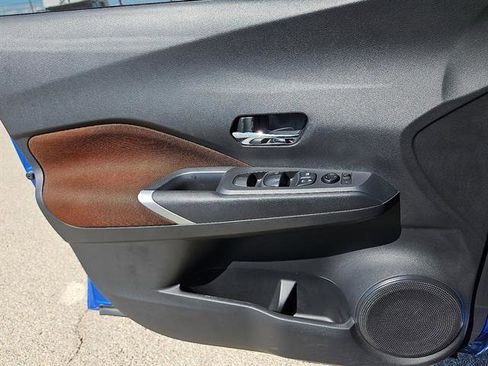 Used 2024 Nissan Kicks SR image 13