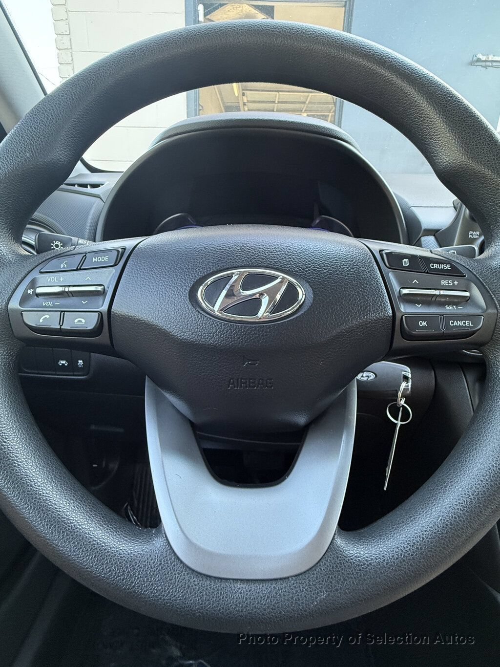 Used 2020 Hyundai Kona SE AWD/4WD image 17