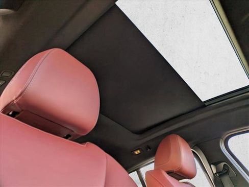 Used 2023 BMW X4 xDrive30i w/ M Sport Package image 21