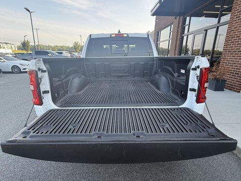Used 2026 RAM 1500 Laramie AWD/4WD image 27