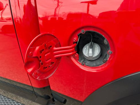 Used 2018 RAM 1500 Rebel w/ Luxury Group image 18