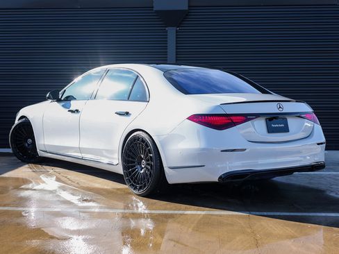 Used 2021 Mercedes-Benz S 580 S 580 image 3