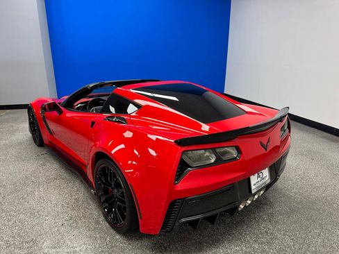 Used 2019 Chevrolet Corvette Z06 RWD image 12