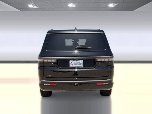 New 2026 Jeep Grand Wagoneer L Limited AWD/4WD image 10