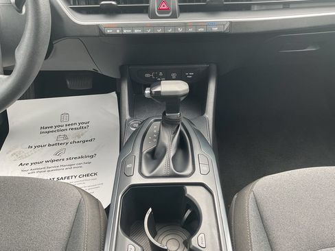 Used 2025 Kia K4 FWD image 20