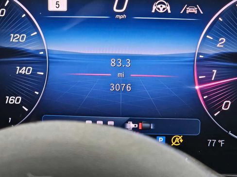 Used 2026 Mercedes-Benz GLC 300 4MATIC image 24