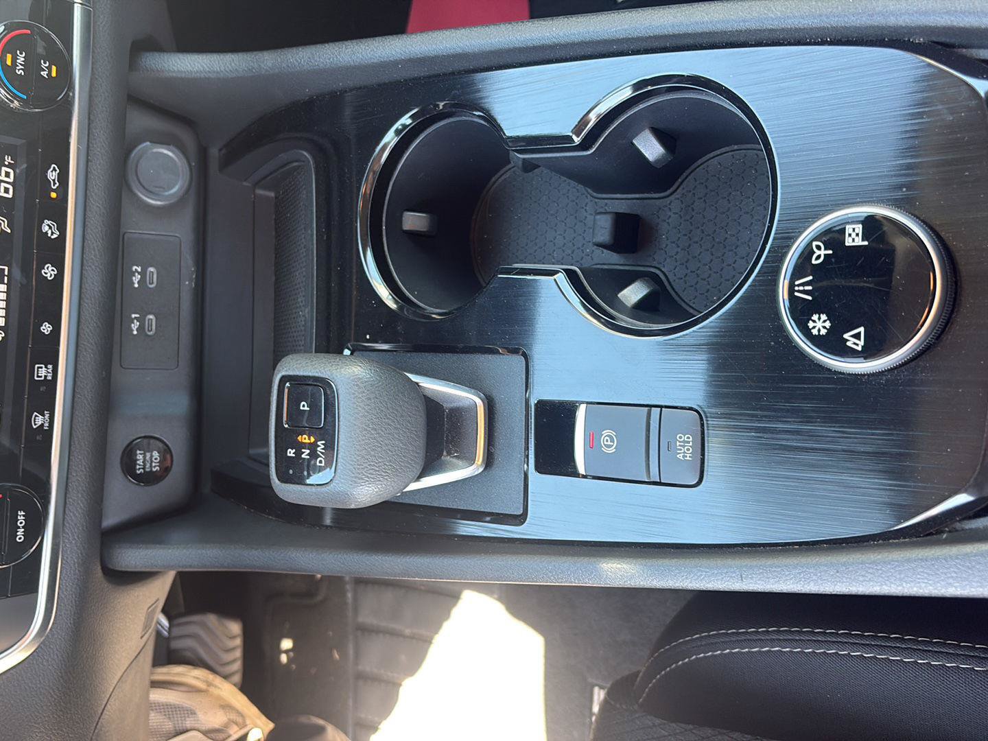 Used 2025 Nissan Rogue SV AWD/4WD image 5
