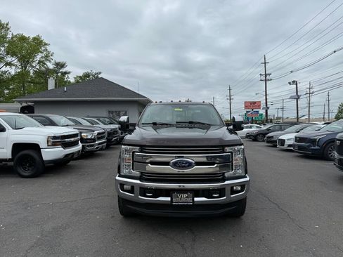Used 2018 Ford F250 Lariat w/ Chrome Package AWD/4WD image 2