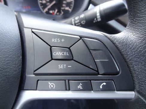 Used 2023 Nissan Altima 2.5 SV FWD image 17