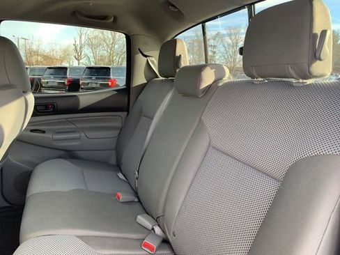 Used 2012 Toyota Tacoma 4x4 Double Cab image 17