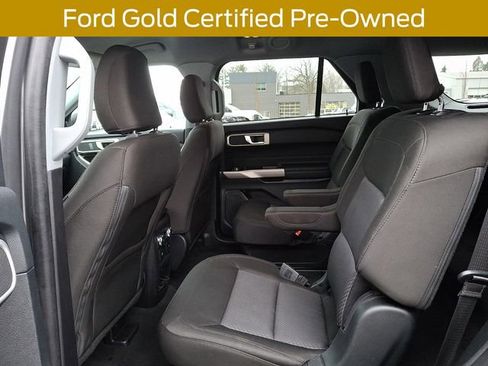 Certified 2022 Ford Explorer XLT w/ Class IV Trailer Tow Package image 13