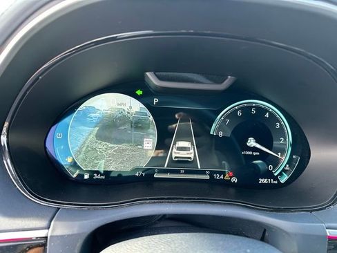 Used 2023 Genesis GV70 2.5T w/ Sport Prestige Package image 32