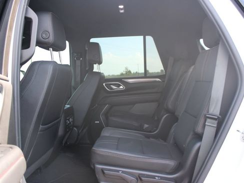 Used 2023 Chevrolet Tahoe RST w/ RST Performance Edition AWD/4WD image 28