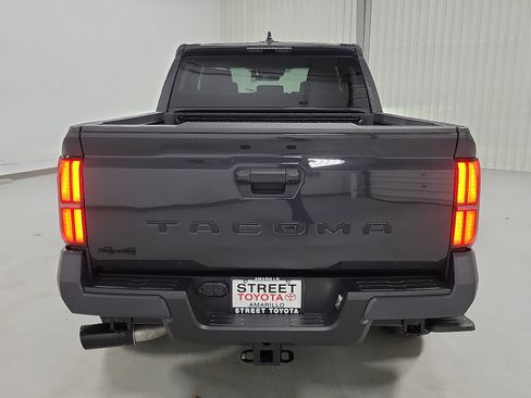 Certified 2025 Toyota Tacoma TRD Sport w/ Blackout Package (GST) image 5
