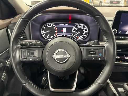 Certified 2023 Nissan Rogue SV w/ SV Premium B Package AWD/4WD image 14