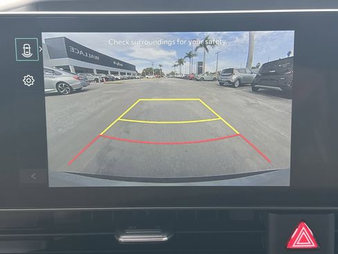 New 2026 Kia Carnival EX FWD image 23