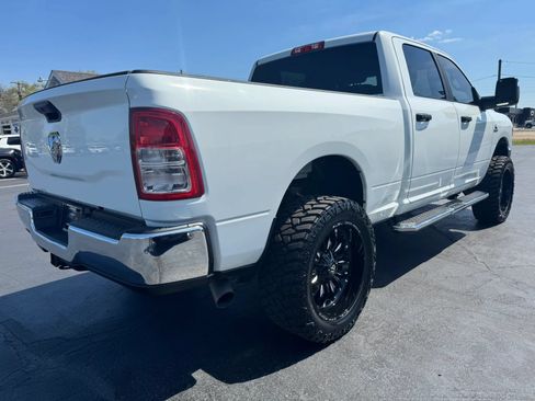 Used 2024 RAM 2500 Big Horn AWD/4WD image 3