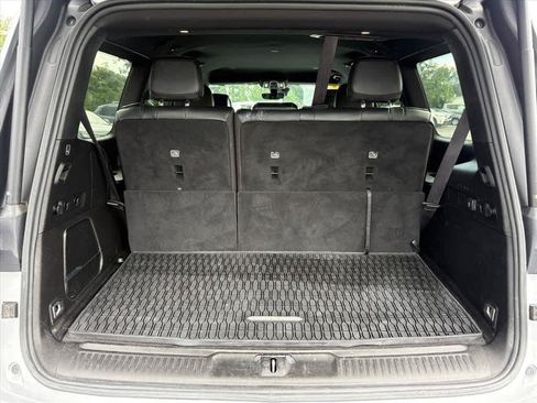 Used 2022 Jeep Wagoneer Series II AWD/4WD image 29
