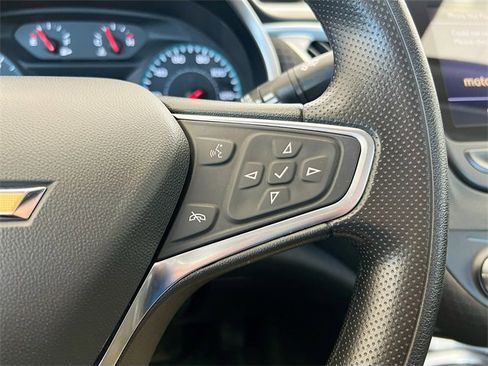 Used 2024 Chevrolet Malibu LT image 32