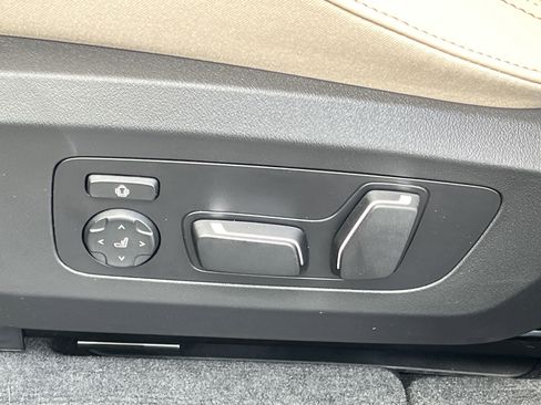 New 2025 BMW X3 xDrive30i w/ Premium Package image 17