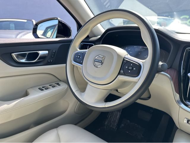 Used 2022 Volvo S60 T8 R-Design Expression w/ Premium Package AWD/4WD image 27
