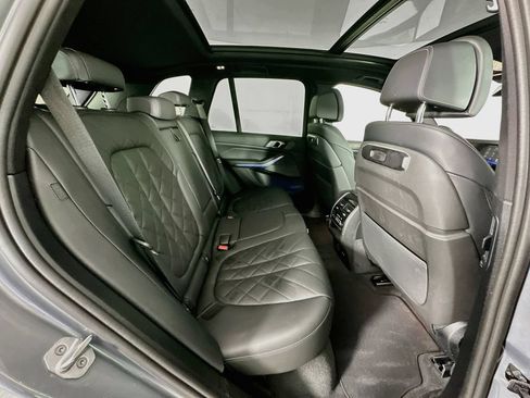 Used 2025 BMW X5 sDrive40i RWD image 28
