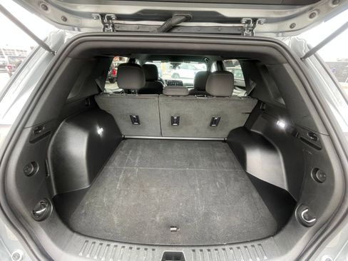 Used 2025 Chevrolet Equinox LT image 31